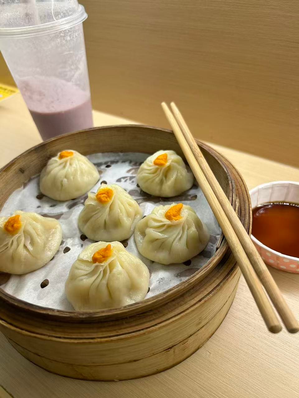 原油价格暴跌至负数 揭秘历史时刻 想知道哪一年国际原油价格暴跌到负数了吗 不是2008 不是2014 也不是1998 而是2020年 2008年 油价确实大跌